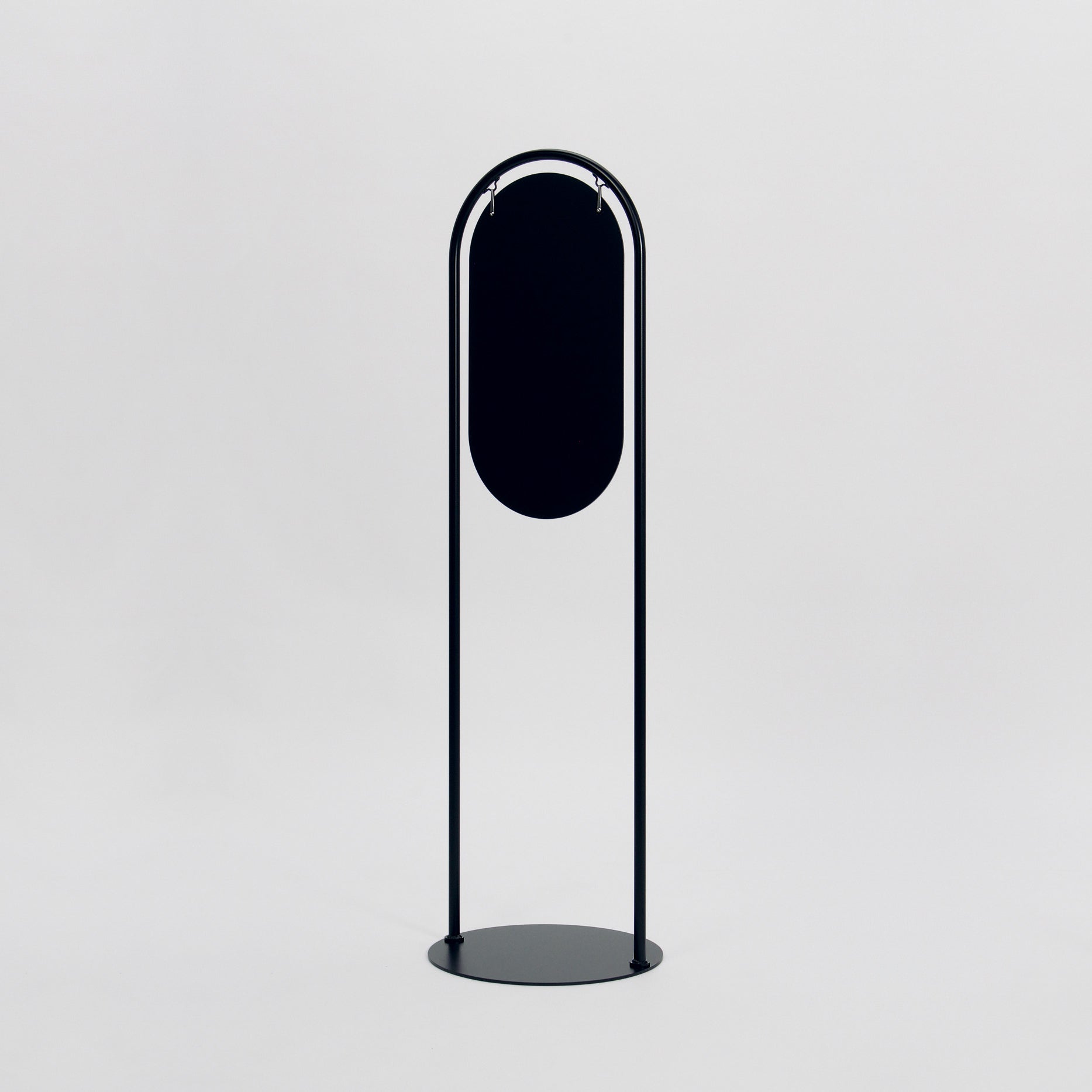 おしゃれ立て看板 スリムT型 φ260ｘ520mm 黒色 無地 屋内仕様