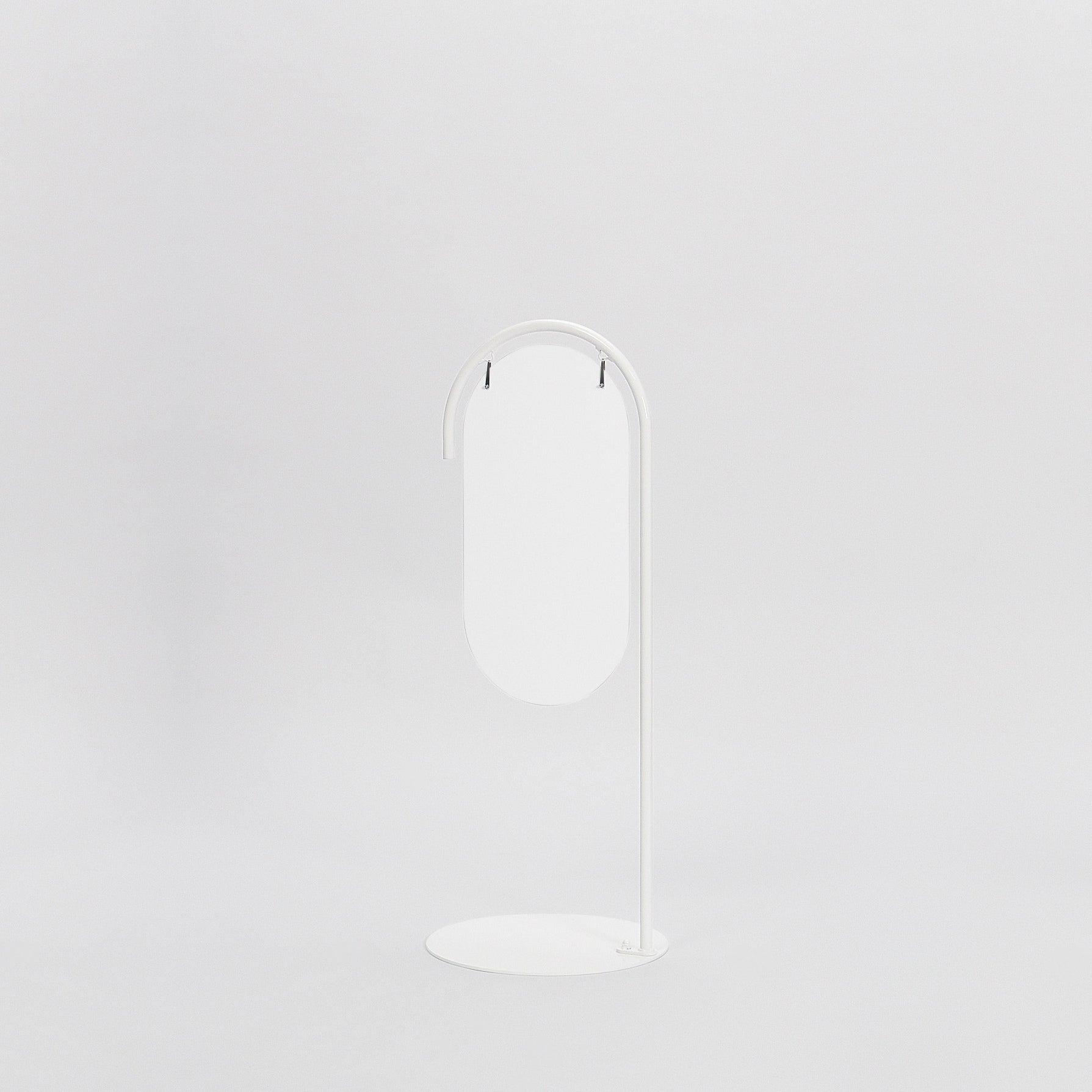 おしゃれ立て看板 フラッグ型 φ260ｘ520mm 白色 無地 屋内仕様