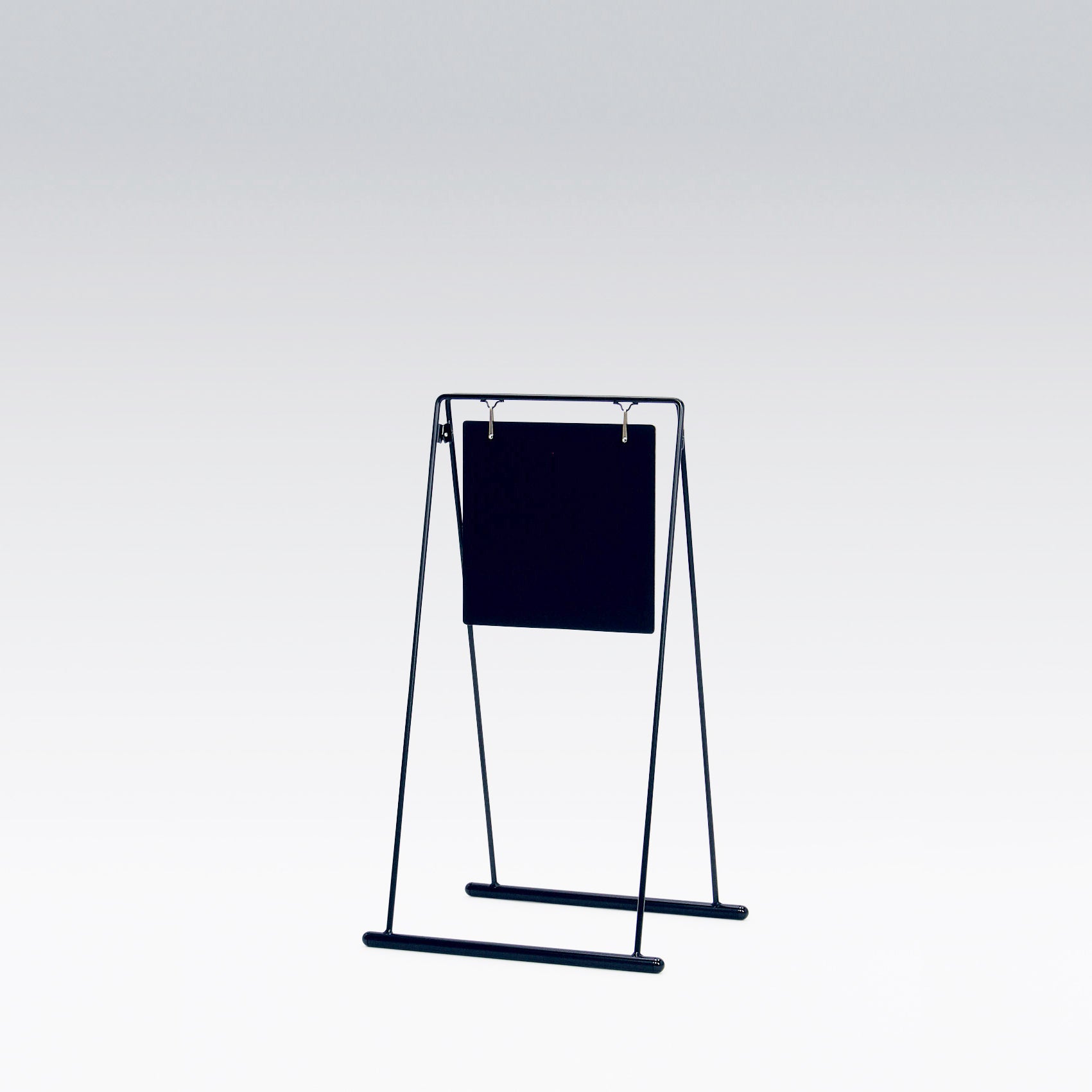 おしゃれ立て看板 ワイヤーフレーム A型 260ｘ260mm 黒色 無地 屋外仕様