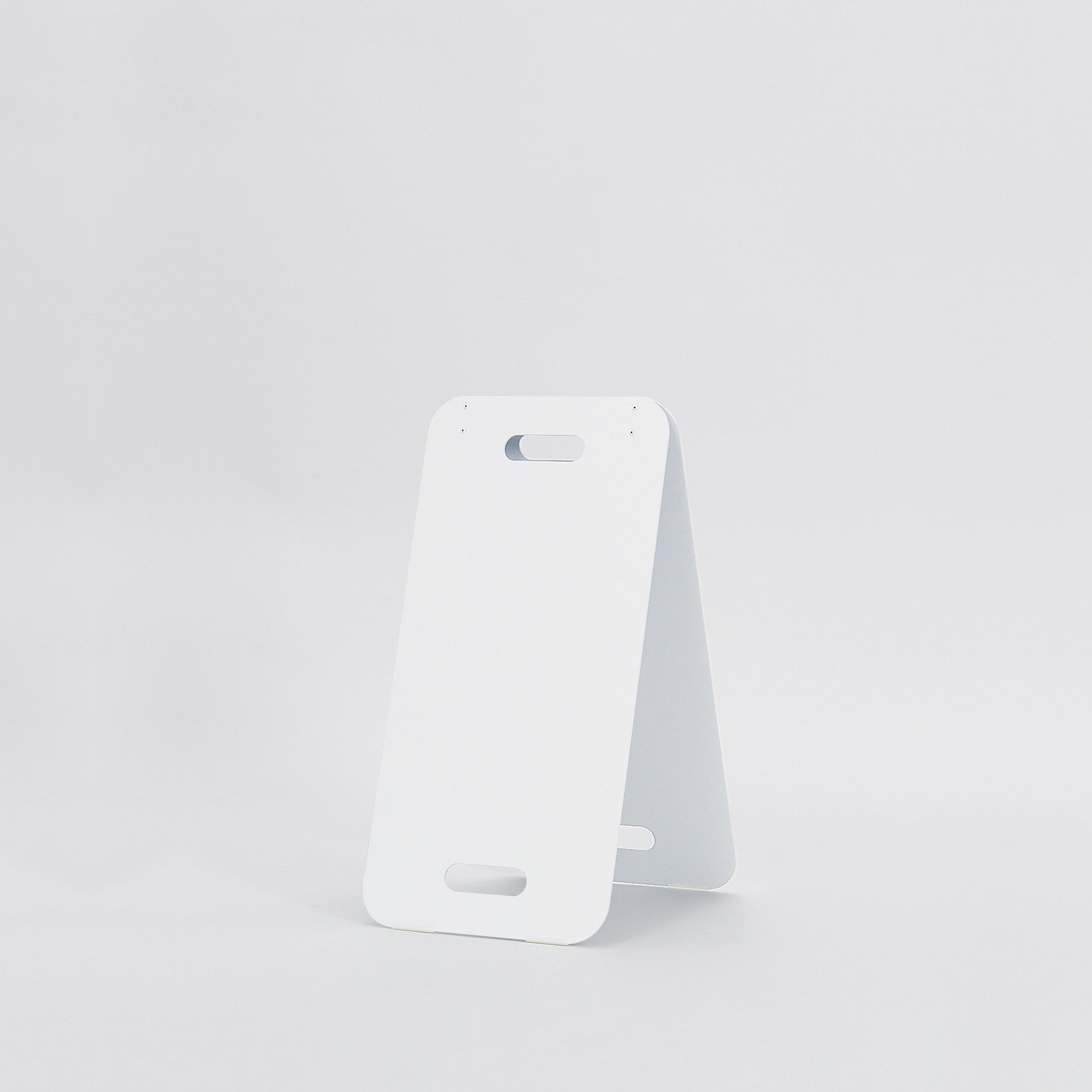 おしゃれ立て看板 コンパクト A型 アルミ複合板 300ｘ600mm 白色 無地 屋外仕様